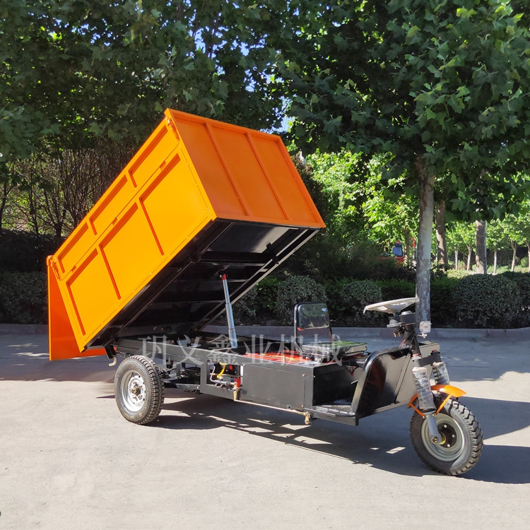 電動環衛翻斗車綠色動力