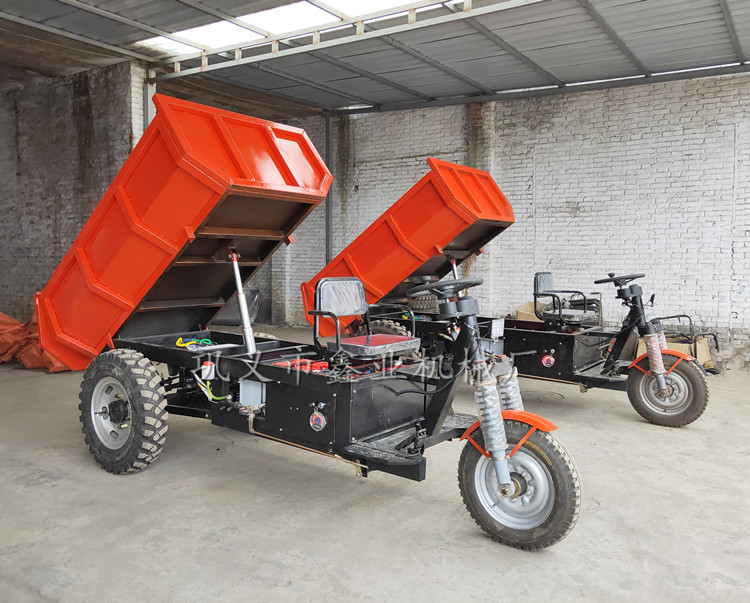 礦用電動翻斗車出口持續進行中